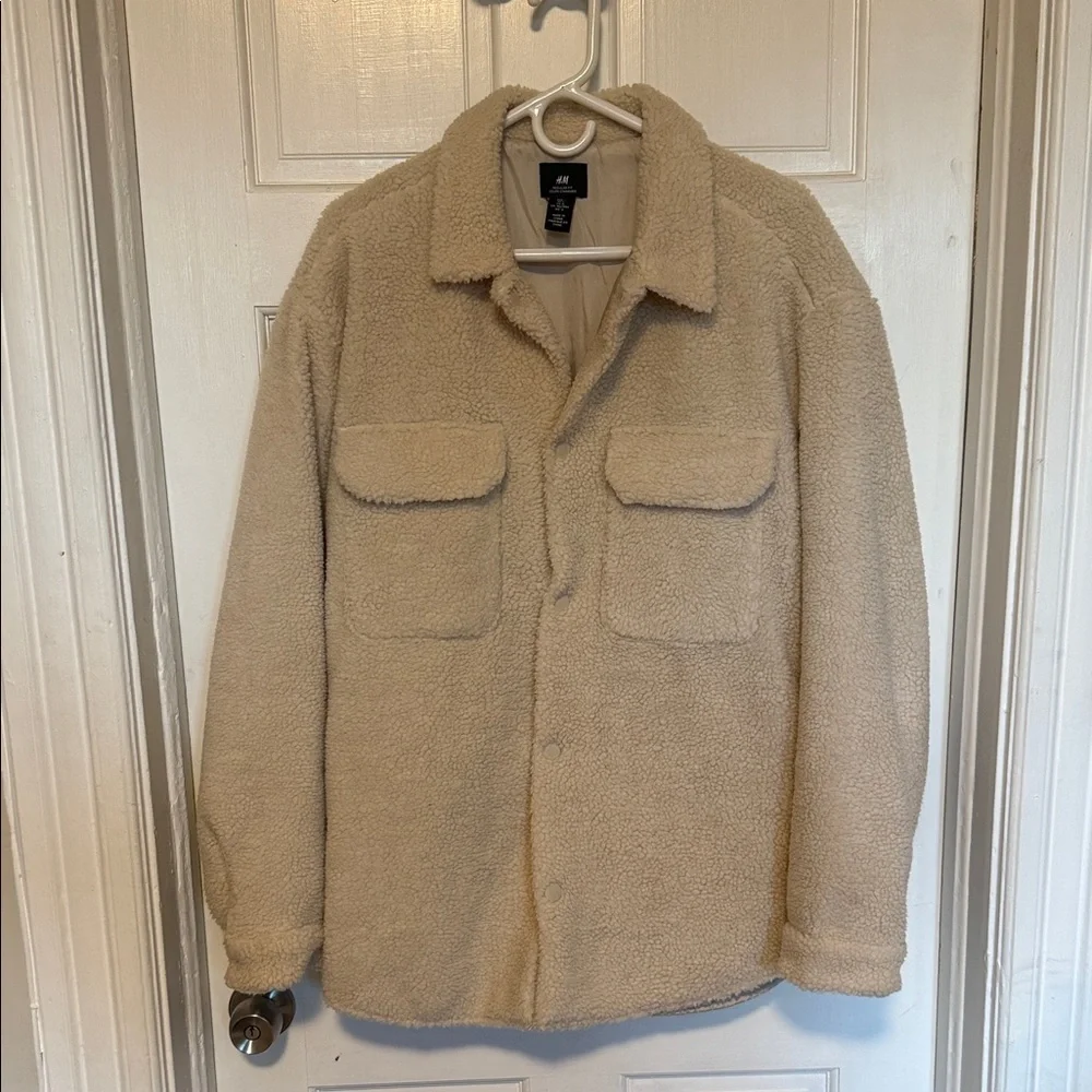 H&M Beige Sherpa Shacket - Men's Button-Up Fleece Jacket